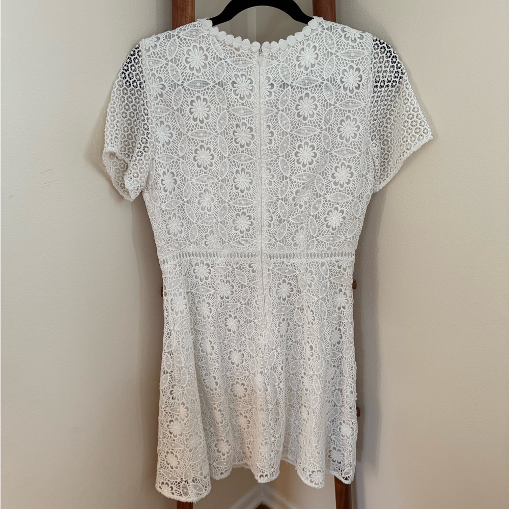 White Lace Short Sleeve Dress - Picture 3 of 3